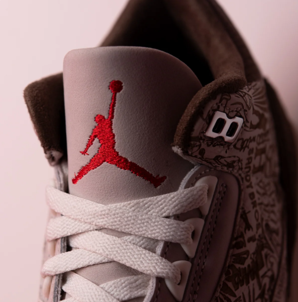 Brown & Cream Graphic-Print Mid-Top Sneakers