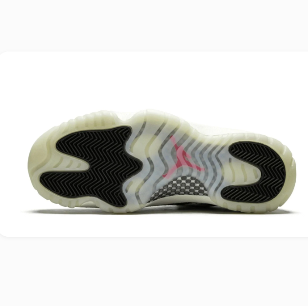 Cream Low-Top Sneakers with Grey Snakeskin-Pattern Overlays